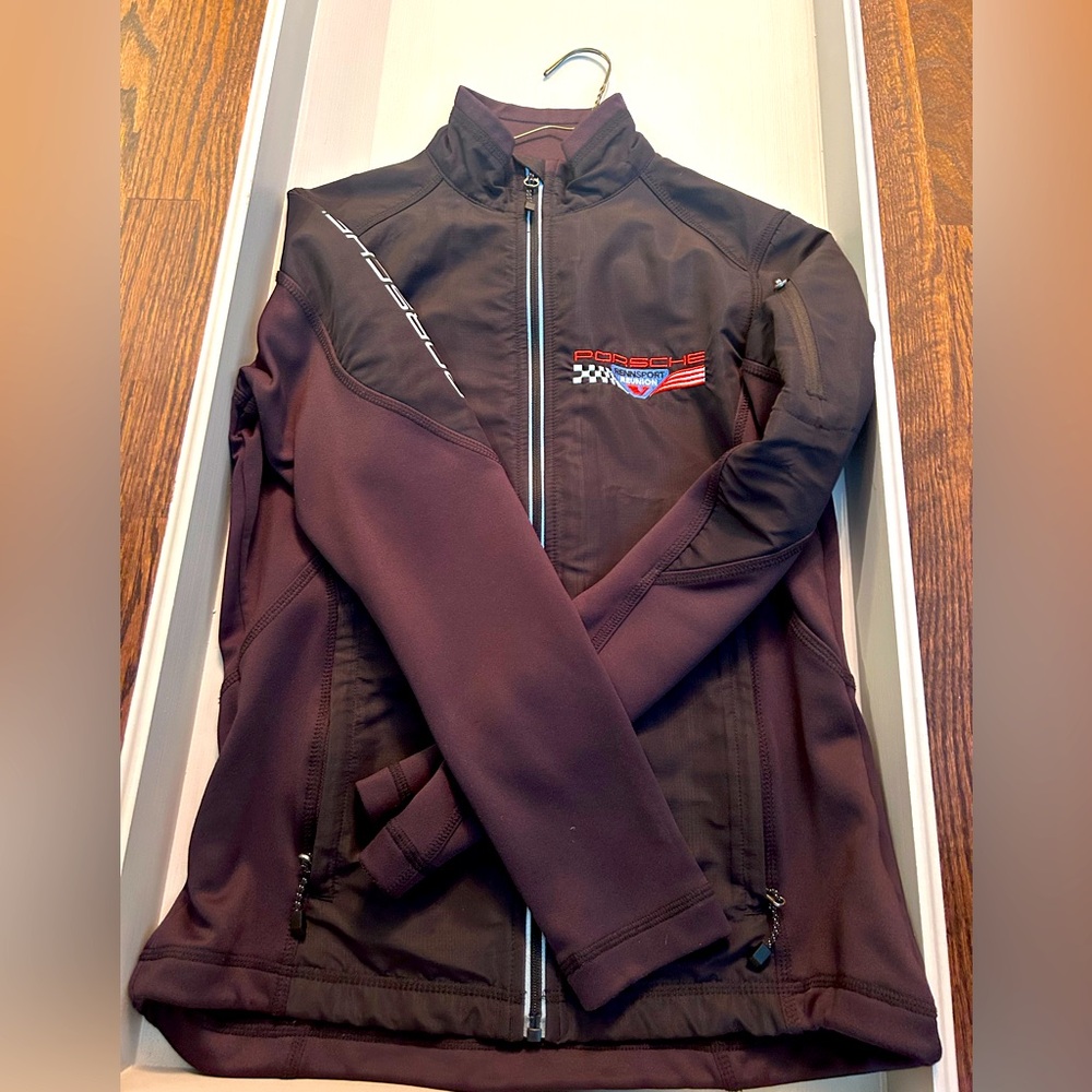Excellent condition Ladies Porsche Rennsport Reunion V jacket!